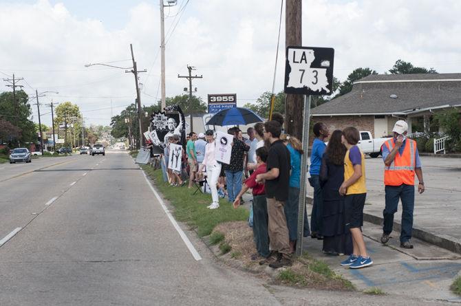 Medicaid funding to Planned Parenthood to continue for two weeks, judge rules