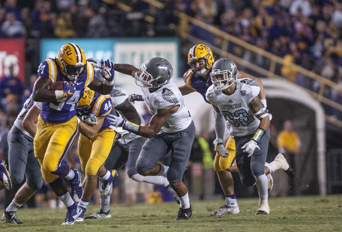 LSU sophomore running back Darell Williams (34) rushes during the Tigers&#8217; 44-22 victory against Eastern Michigan on Saturday, Oct. 03, 2015 in Tiger Stadium.