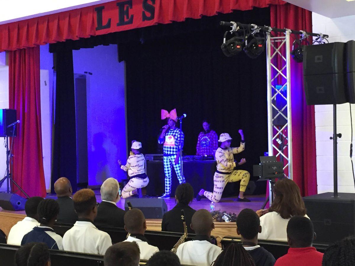 Santigold performing at LaPlace Elementary School on October 30, 2015.&#160;