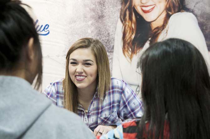 Sadie Robertson hosts meet-and-greet for collaboration with clothing company