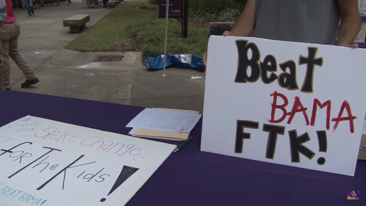 LSU Students Prepare for Bama Game