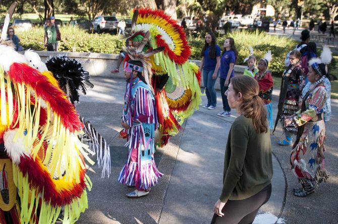 Native American Student Organization shares cultures through traditional dances