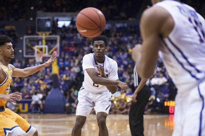 LSU freshman guard Antonio Blakeney (2) passes the ball during LSU's 81-70 victory over McNeese State University on Friday, Nov. 13, 2015 in the Pete Maravich Assembly Center.