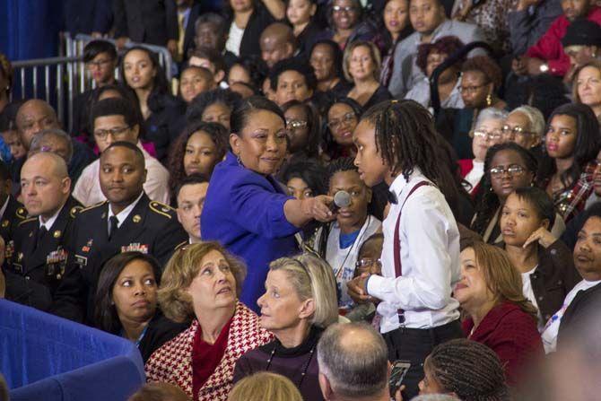 Obama holds town hall in Baton Rouge, reiterates positive outlook of State of the Union