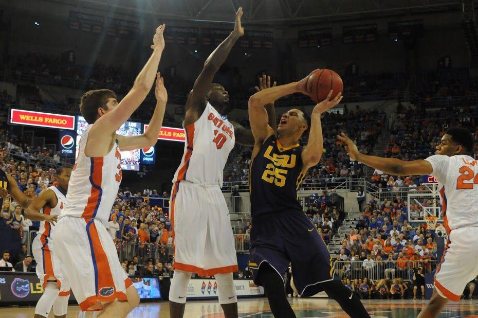 LSU freshman forward Ben Simmons (25) drives to the basket in the Tigers' 68-62 loss to Florida on Jan. 9, 2016 at the O'Connell Center in Gainesville, Florida.&#160;