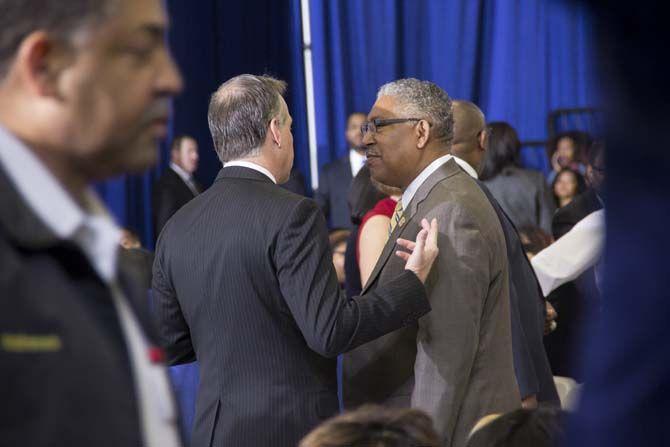 Obama holds town hall in Baton Rouge, reiterates positive outlook of State of the Union