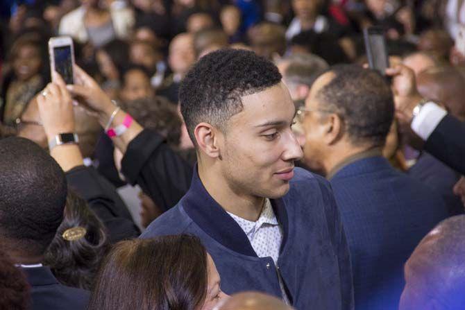 Obama holds town hall in Baton Rouge, reiterates positive outlook of State of the Union