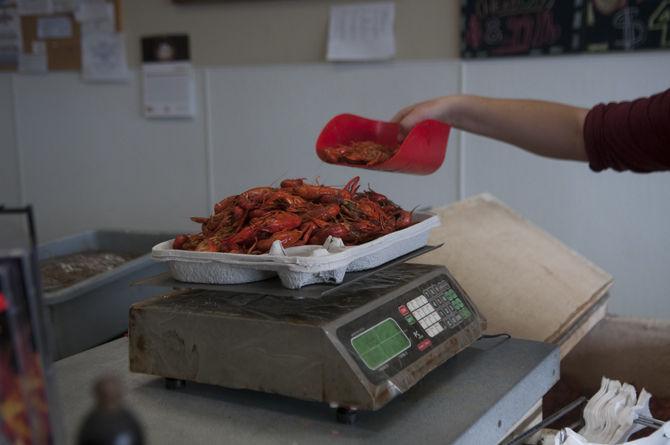 Baton Rouge restaurants offer various deals, menus for crawfish season