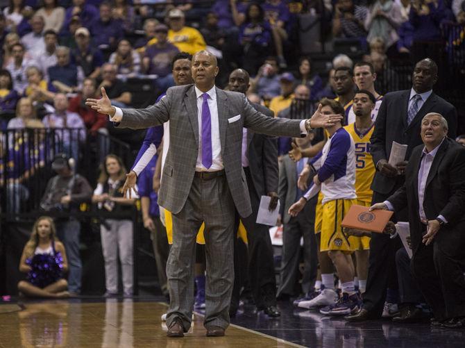 LSU head coach Johnny Jones questions a referee&#8217;s call during the Tigers' 76-71 victory against Texas A&amp;M on Saturday, Feb. 13, 2016 in the PMAC.