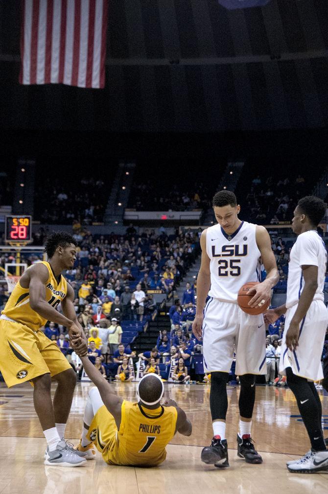 LSU freshman forward Ben Simmons (25) walks past Missouri&#8217;s guard Terrence Philips (1) during the Tigers&#8217; 80-71 victory against Missouri on Tuesday, March 1, 2016 in the PMAC.