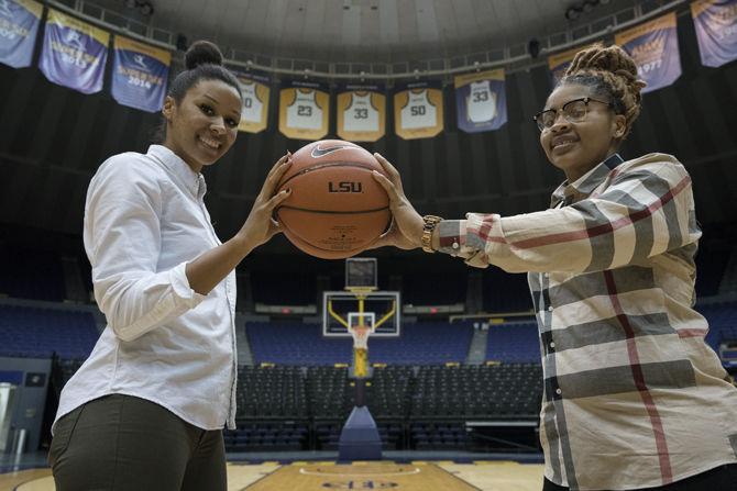 Women's basketball players Bethel and Hyder have fun shopping, rapping