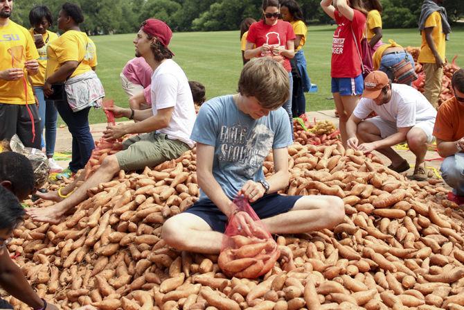 Kitchens on the Geaux hosts 4th annual potato drop