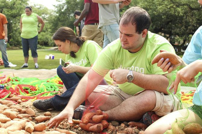 Kitchens on the Geaux hosts 4th annual potato drop