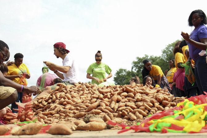 Kitchens on the Geaux hosts 4th annual potato drop