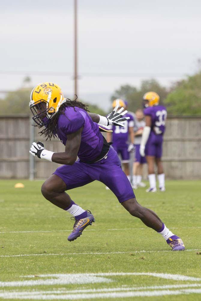 Donte Jackson juggles track and football in spring as dual-sport athlete