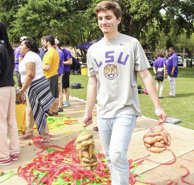 Kitchens on the Geaux hosts 4th annual potato drop