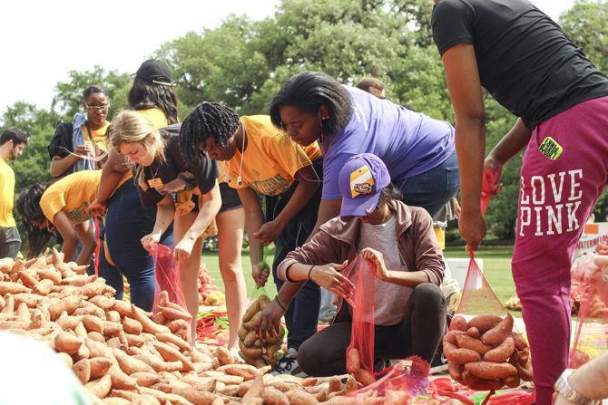 Kitchens on the Geaux hosts 4th annual potato drop