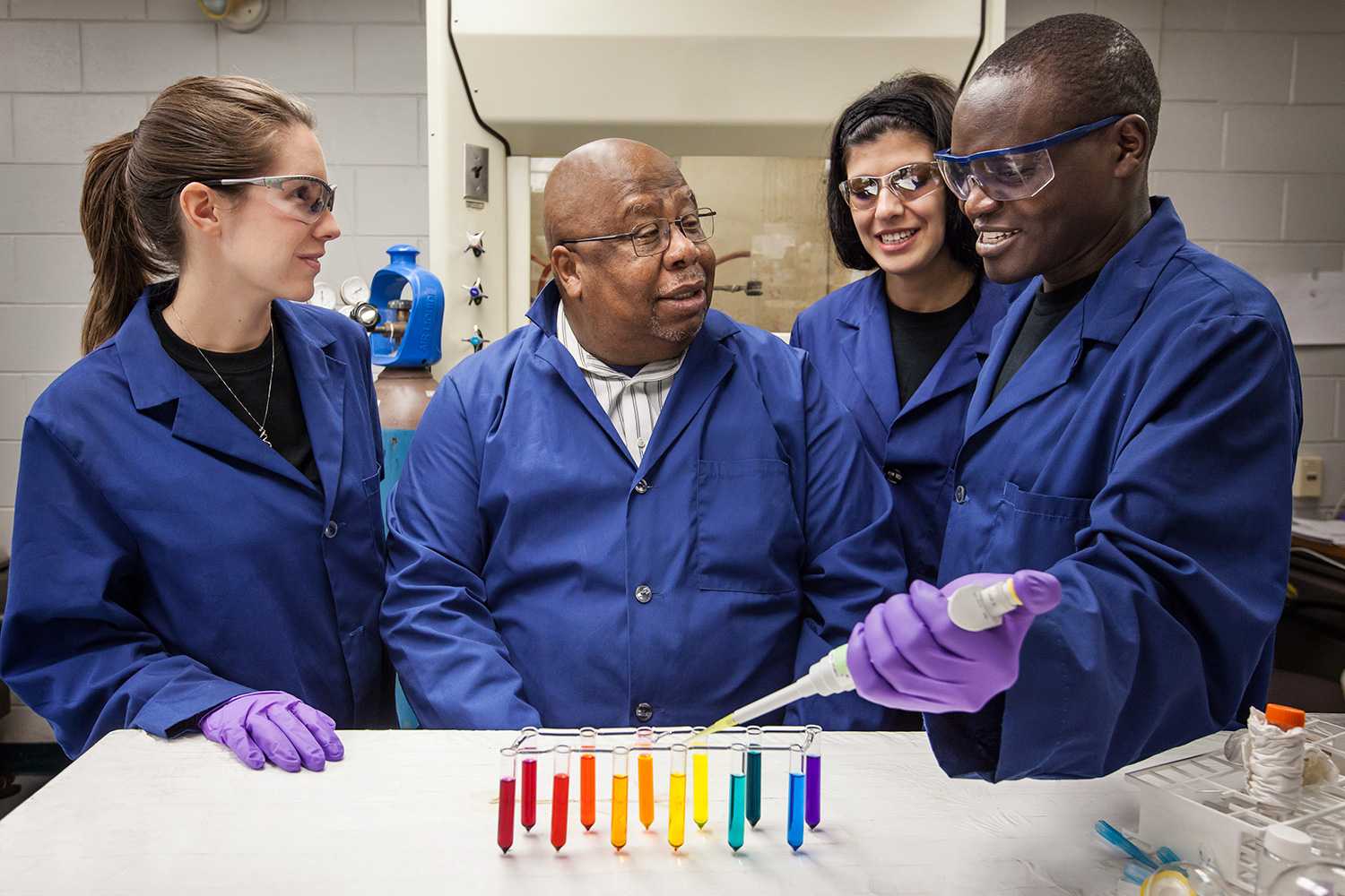 LSU Chemistry professor named 2016 SEC Professor of the Year award