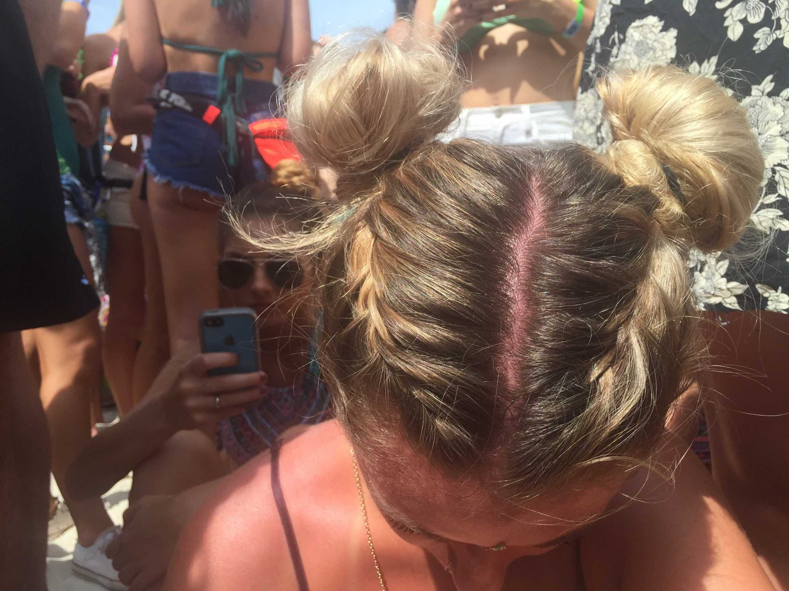 Braids, body paint among popular Hang Out trends