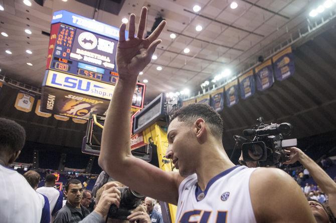 LSU freshman forward Ben Simmons (25) greets fans in the student section during the Tigers&#8217; 80-71 victory against Missouri on Tuesday, March 1, 2016 in the PMAC.