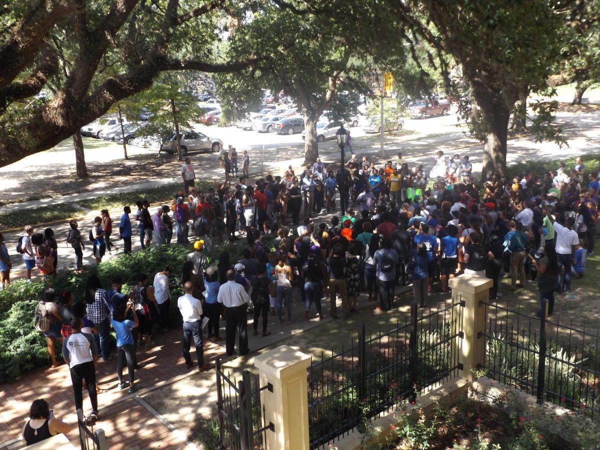 Students and community members gathered Thursday, July 7, in the LSU African American Cultural Center to make signs for an upcoming protest against the shooting of Alton Sterling by BRPD police officers.