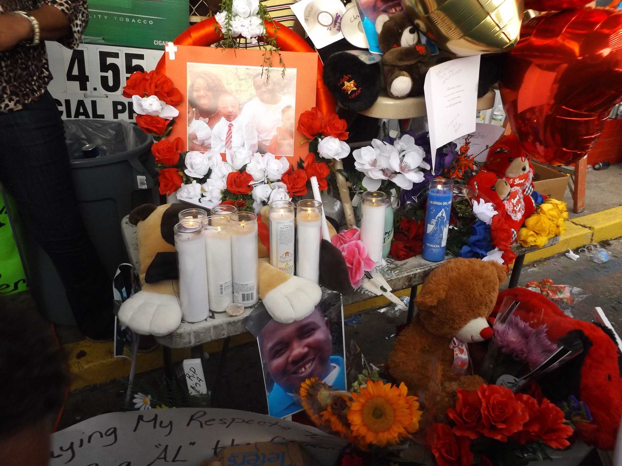 Baton Rouge community, LSU students come together to remember Alton Sterling, protest BRPD shooting