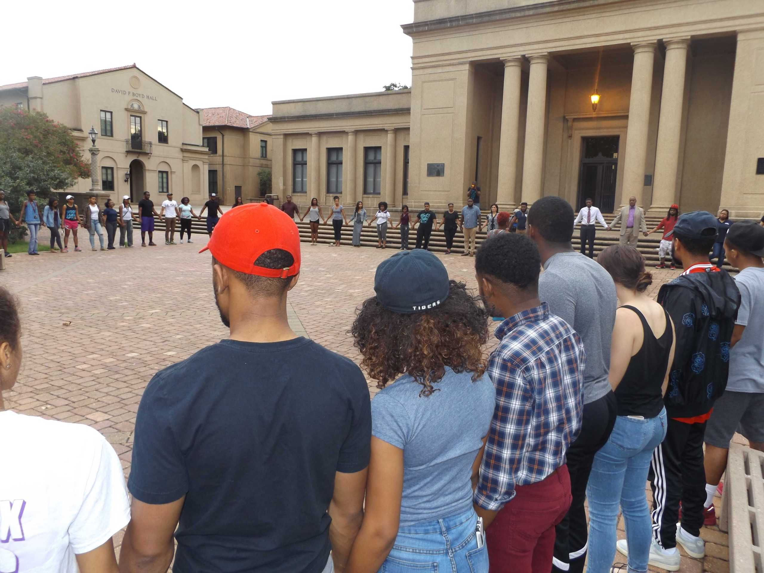 LSU community gathers for "Unity Prayer"