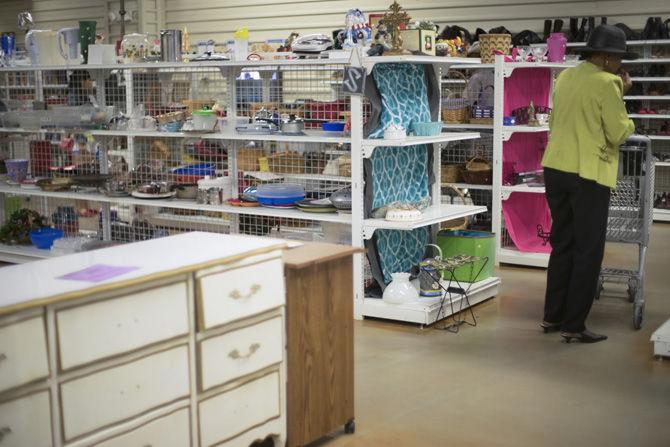 Local thrift shops offer nifty bargains in time for Labor Day