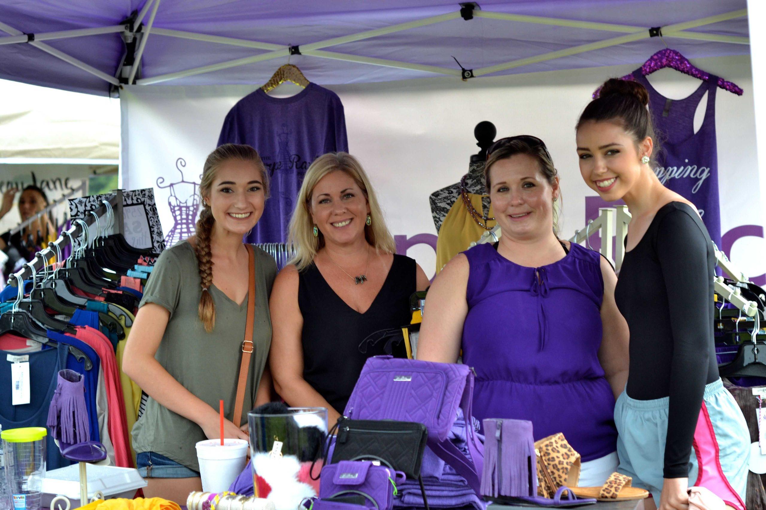 Fall Fashion Fest exhibits gameday attire, hosts variety of local vendors