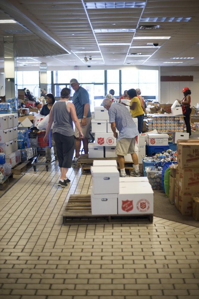 Student leaders, Gamecocks donate after Baton Rouge flooding