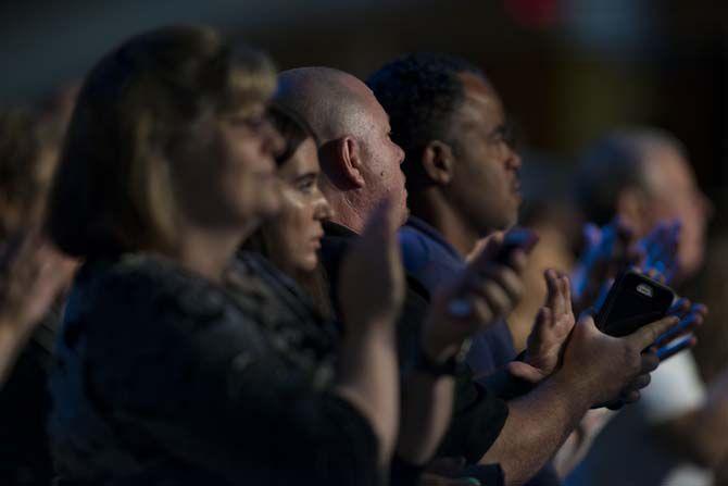 Randy Jackson, Harry Connick Jr. host benefit concert for flood victims