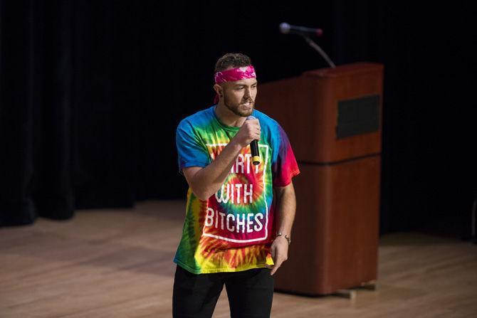 Provocateur comes to campus, discusses the merits of fat shaming