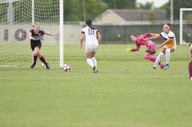 LSU wins third-straight road match, 1-0, adding to longest away-from-home win streak since 2013