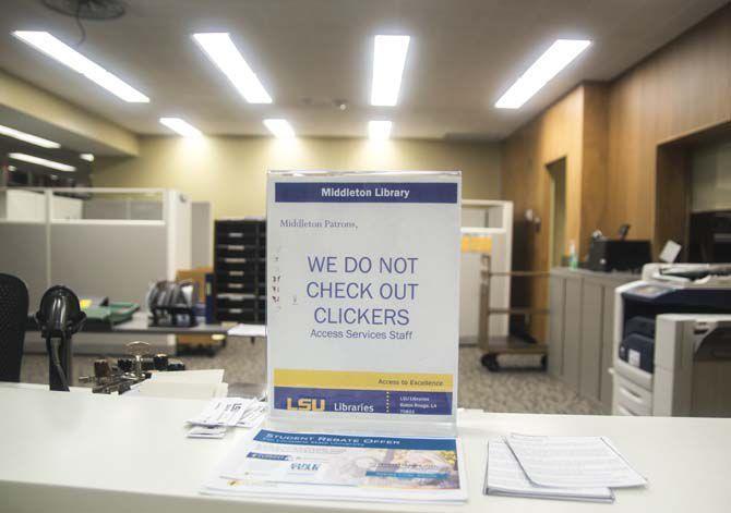 Middleton no longer renting clickers, students to purchase licenses