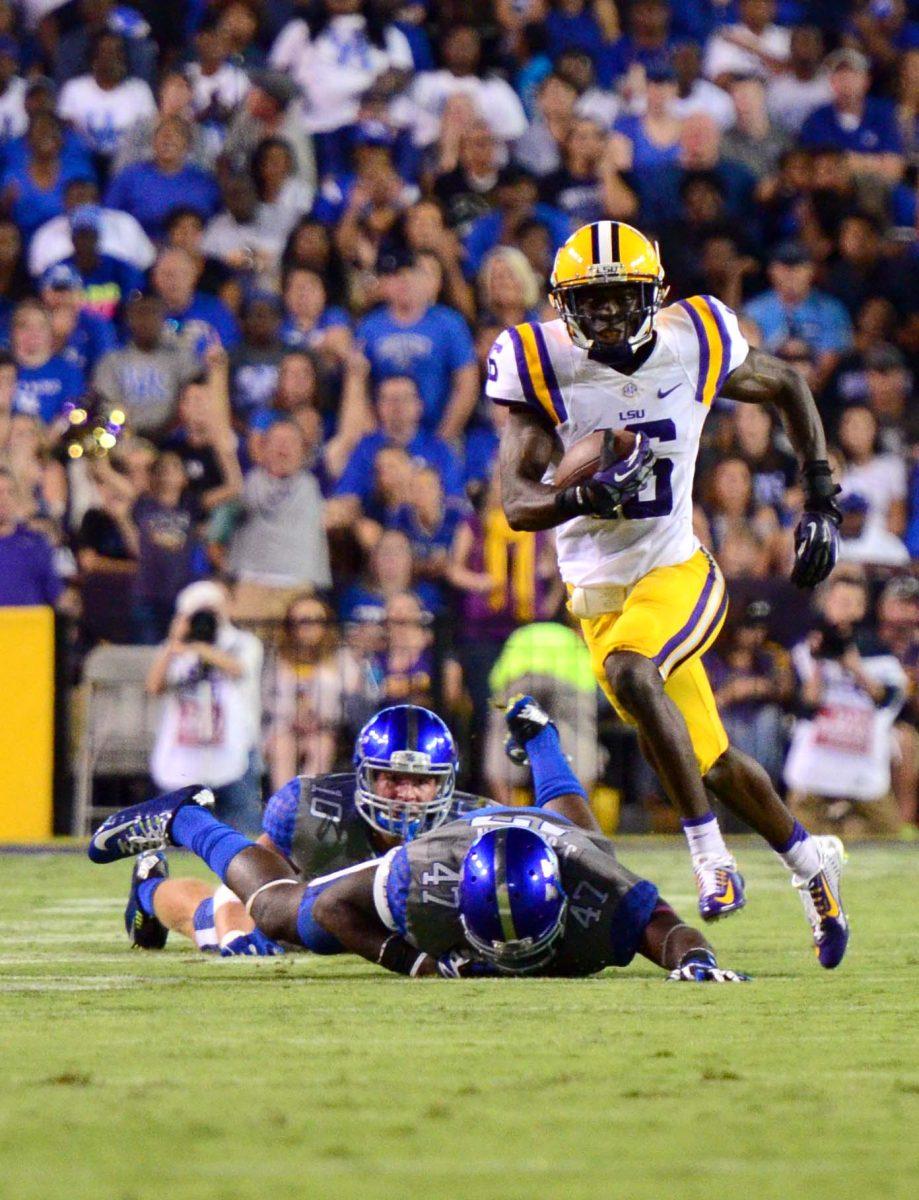 LSU's Tre'Davious White punt returns to touchdown in the LSU vs Kentucky (41 and 3) at Tiger Stadium October 18, 2014.