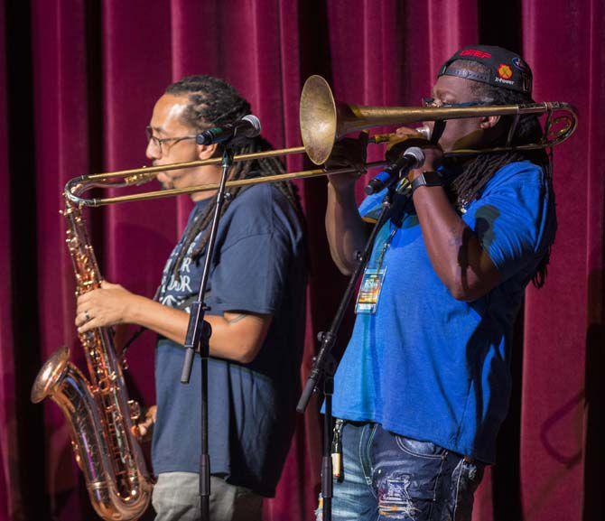 Randy Jackson, Harry Connick Jr. host benefit concert for flood victims