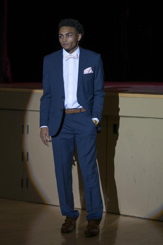 Real Men Wear Pink fashion show raises money for American Cancer Society