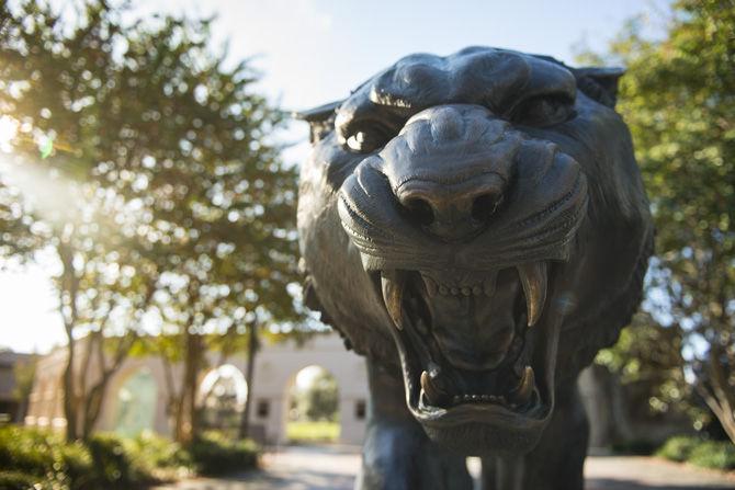 LSU community mourns as Mike VI moved to hospice care