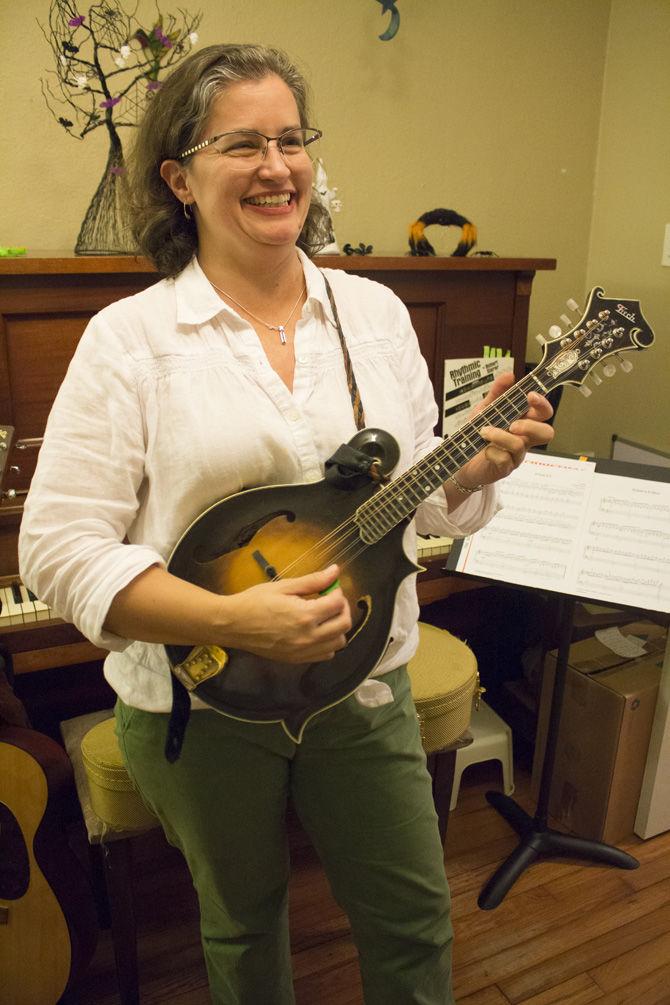 Local all-female band performs chamber folk music throughout community