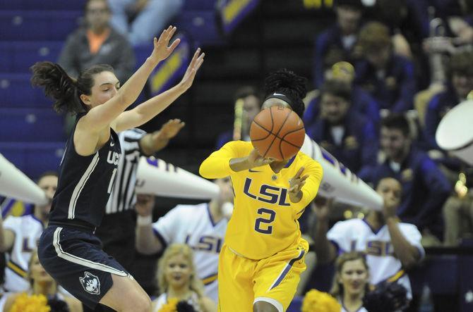 Tigers drop first game of season in 76-53 loss to No. 3 UConn