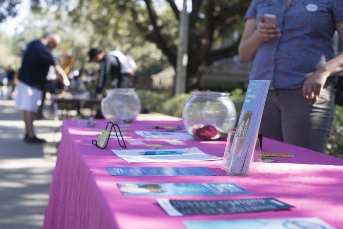 LSU Planned Parenthood chapter holds "Free Condom Friday," discusses presidential election