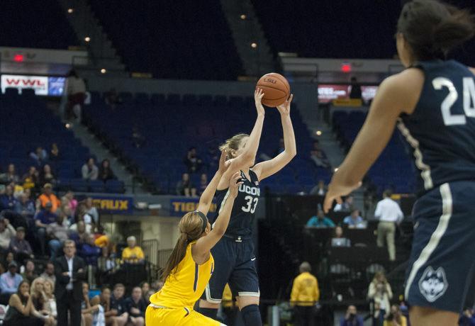 Tigers drop first game of season in 76-53 loss to No. 3 UConn