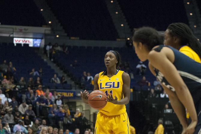 Tigers drop first game of season in 76-53 loss to No. 3 UConn