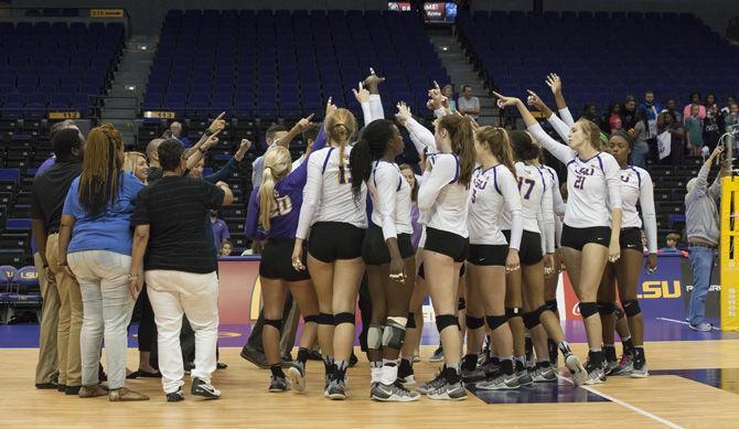 LSU wins first two home matches this season after three-set sweep Sunday