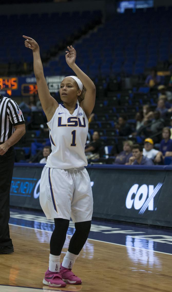 LSU junior guard Jenna Deemer (1) shoots a three point field goal during the Lady Tigers' 81-34 win against LeMoyne-Owen on November 6, 2016 in the Pete Maravich Assembly Center.