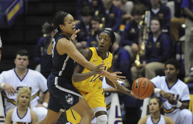 Tigers drop first game of season in 76-53 loss to No. 3 UConn