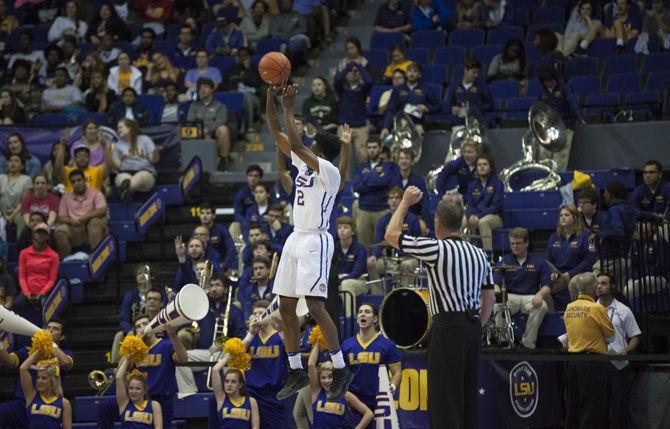 LSU sophomore guard Antonio Blakeney (2) shoots a three-pointer during the Tigers' 84-65 win against the University of Houston on Tuesday, Nov. 29, 2016 in the Pete Maravich Assembly Center.