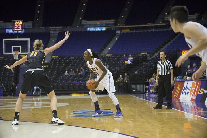 LSU junior guard Raigyne Moncrief (11) playing the ball on Thursday, Jan. 12, 2017, during the the Tigers' 80-71 victory against the University of Missouri in the Pete Maravich Assembly Center.