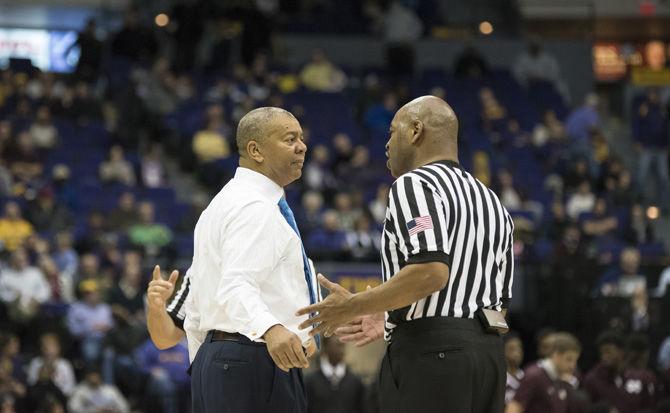 LSU Men's Basketball Head Coach Johnny Jones speaks with a referee during the Tigers' 95-78 loss to Mississippi State on Saturday, Jan. 07, 2017 in the Pete Maravich Assembly Center.