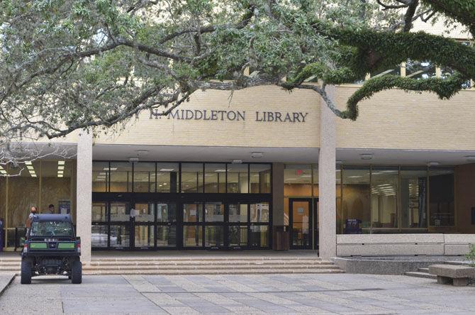 Middleton Library sits empty on Thursday Jan. 5, 2017 in the quad.